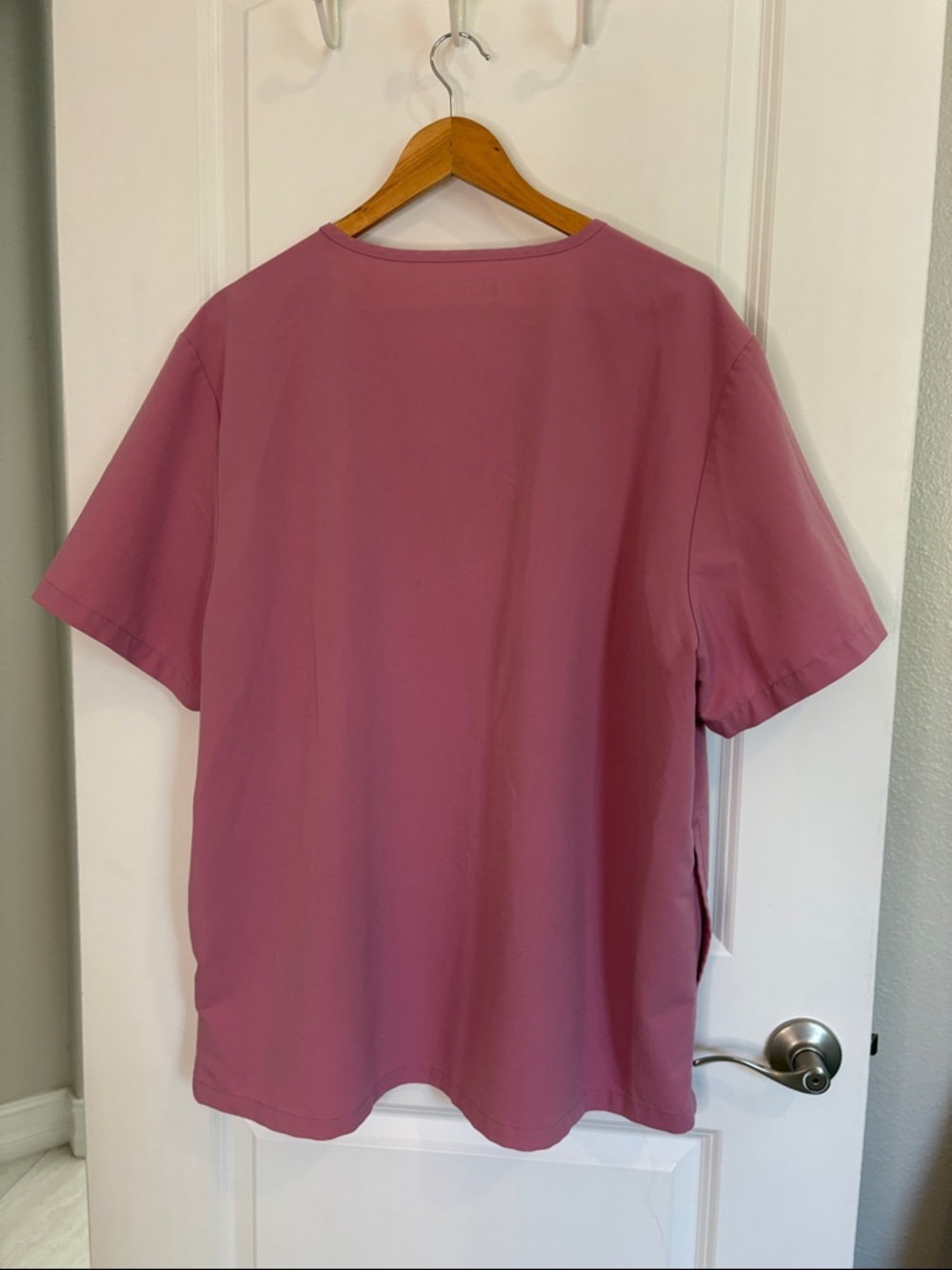 Figs Chisec Three Pocket Scrub Top Chalk Pink Size XXL - Picture 6 of 11
